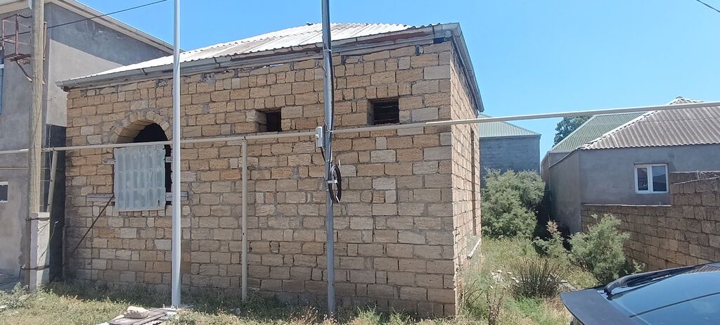 Kürdəxanı qəsəbəsində yerləşən yarı tikili həyət evi satılır 2 sot — Ev, villa, Bakı