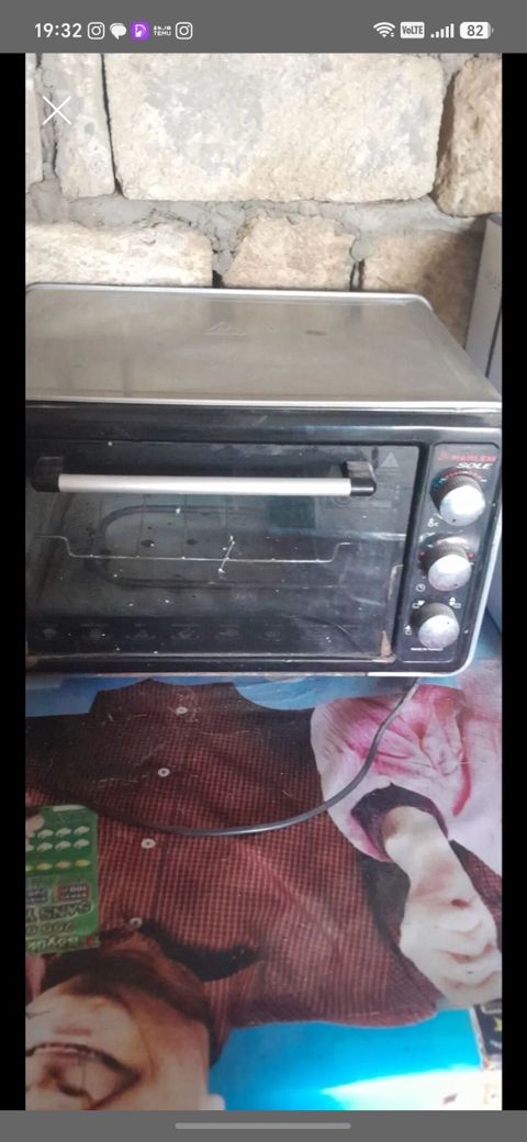 Elektrikli mini soba satılır. Mətbəxdə gündəlik istifadə üçün uyğun