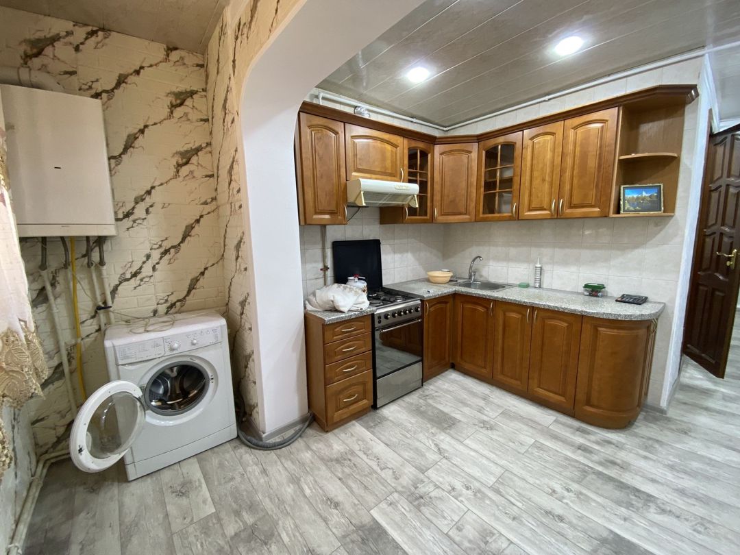 İcarəyə verilir 2 otaqlı köhnə tikili 60 m² — Mənzil, Bakı (3)