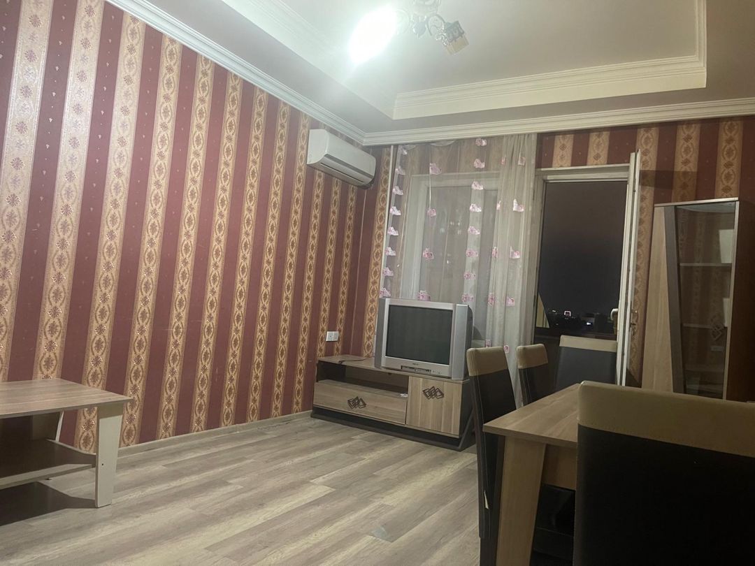 İcarəyə verilir 2 otaqlı köhnə tikili 65 m² — Mənzil, Bakı (3)