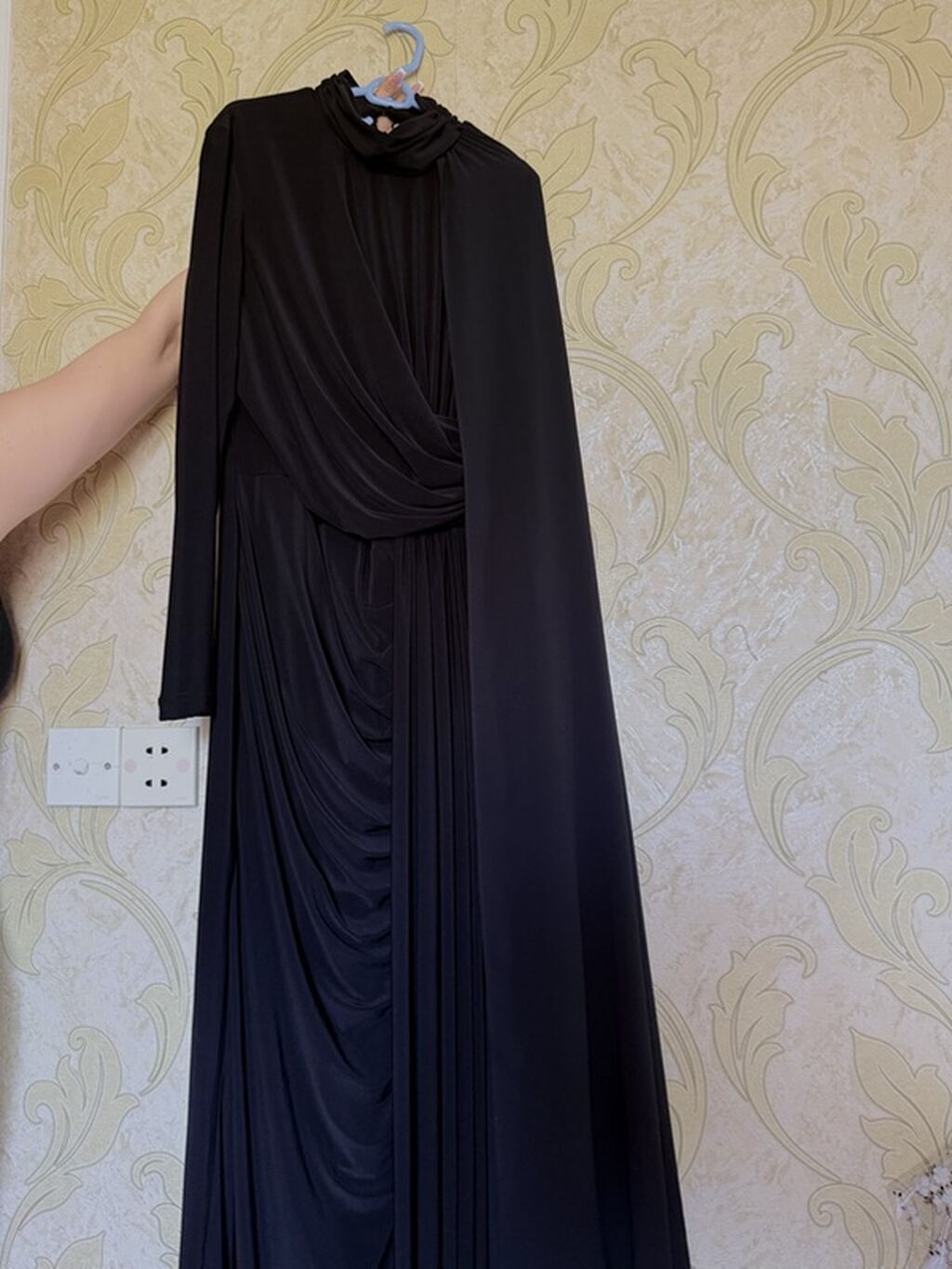 Qara ziyafət/libas - Model: Uzun, asimmetrik detallı ziyafət donu — Axşam paltarları, Gəncə (3)