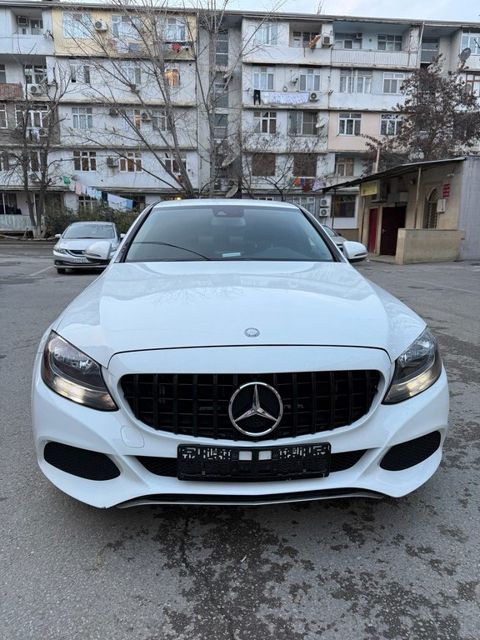 Mercedes C 300, 2.0 L, 2016 il, 129 500 km — Bakı