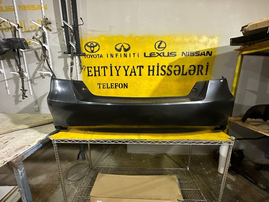 "Toyota" arxa buferi — Ehtiyat hissələri və aksesuarlar, Bakı (3)