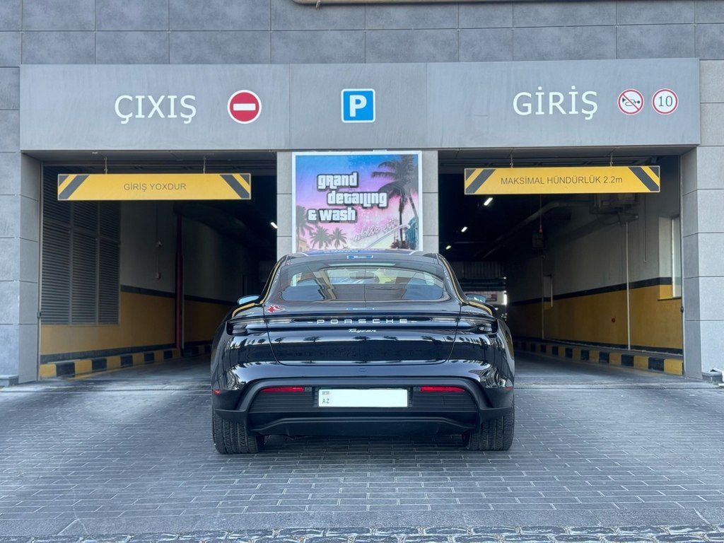 Porsche Taycan, 79.2 kWh, 2023 il, 4 900 km — Avtomobillər, Bakı (4)