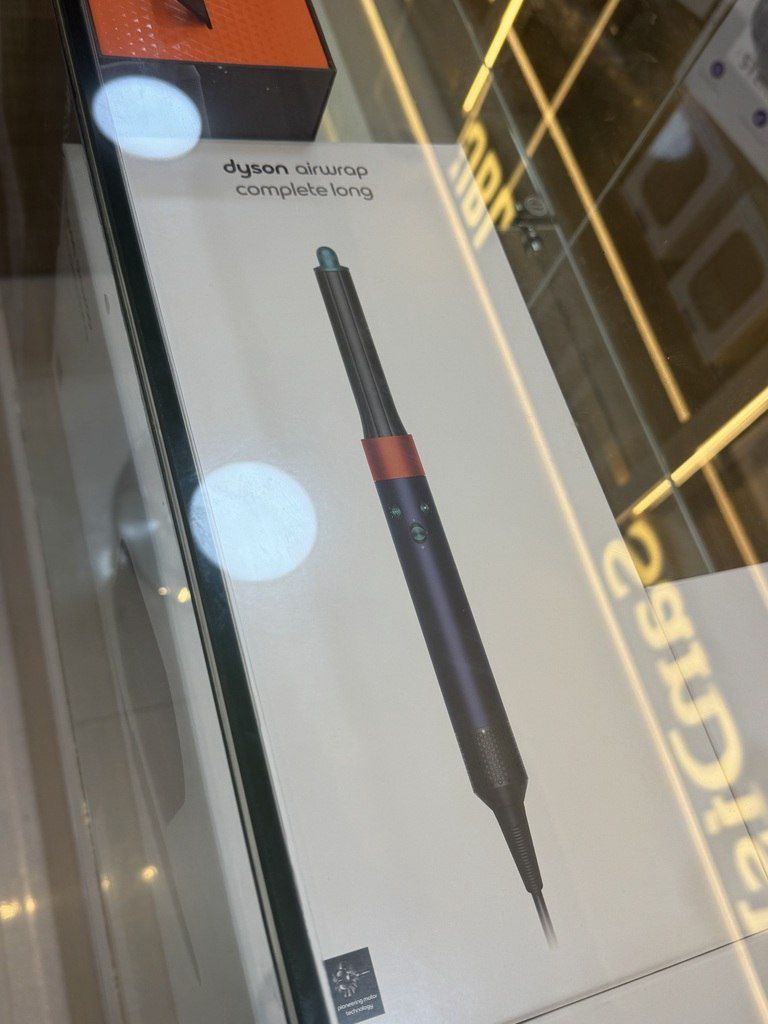 "Dyson Long Strawberry" feni — Gözəllik və səhiyyə, Bakı (2)