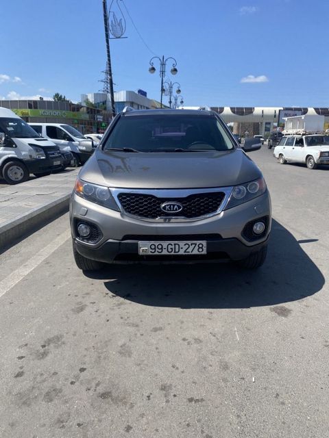 Kia Sorento, 2.0 L, 2010 il, 400 000 km — Quba