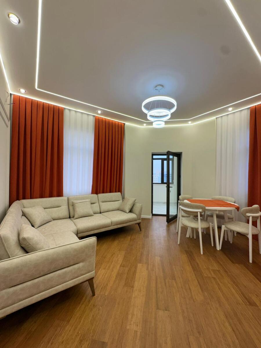Satılır 2 otaqlı yeni tikili 75 m² — Mənzil, Bakı (4)