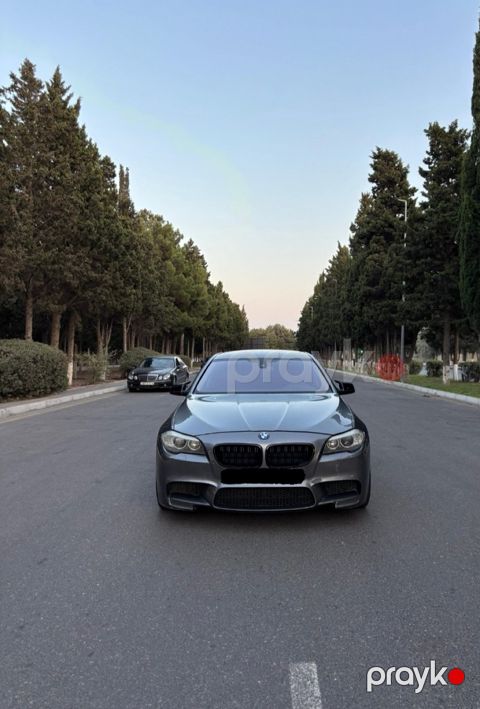 BMW 528, 2012 il