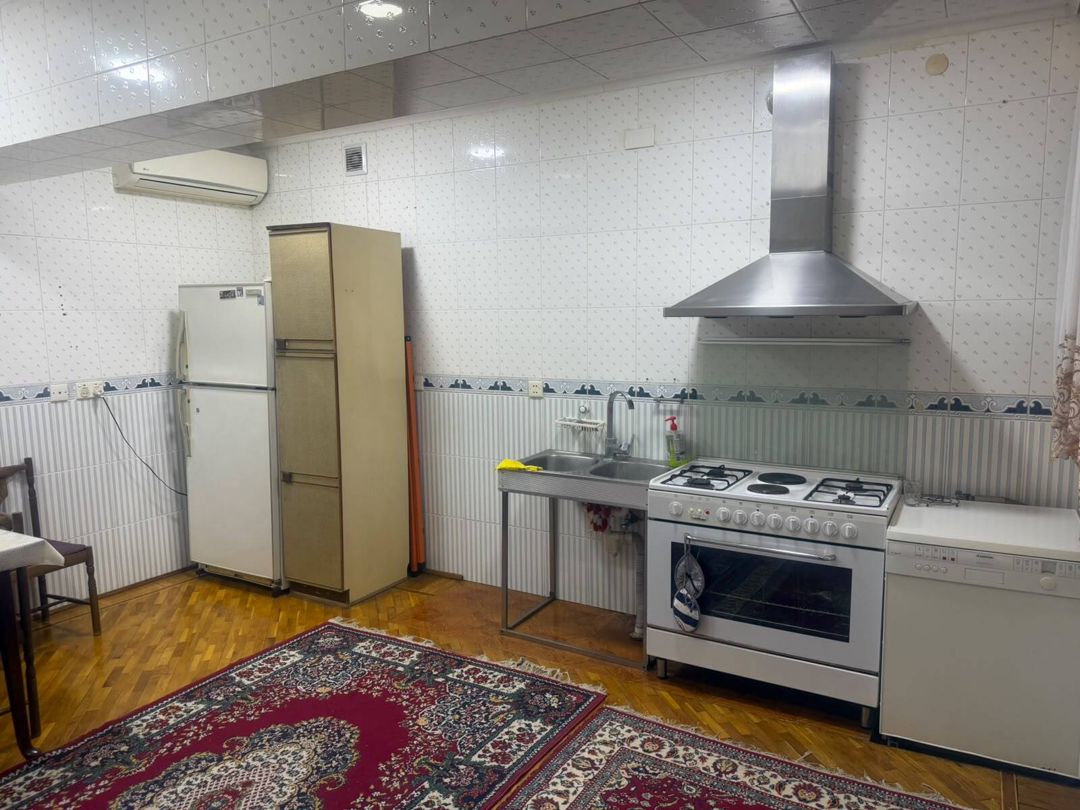 İcarəyə verilir 2 otaqlı köhnə tikili 80 m² — Mənzil, Bakı (6)