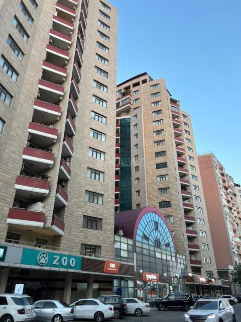 Satılır 3 otaqlı yeni tikili 147 m² — Bakı