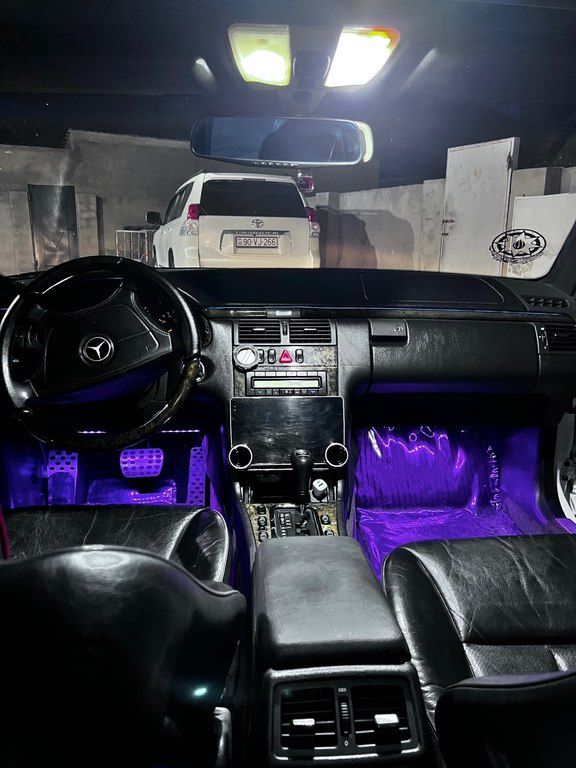 Mercedes E 320, 3.2 L, 1998 il, 302 000 km — Avtomobillər, Bakı (4)