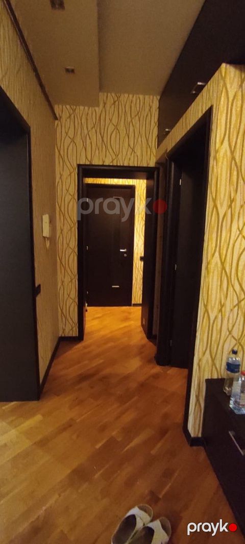 İcarəyə verilir 3 otaqlı köhnə tikili 80 m²