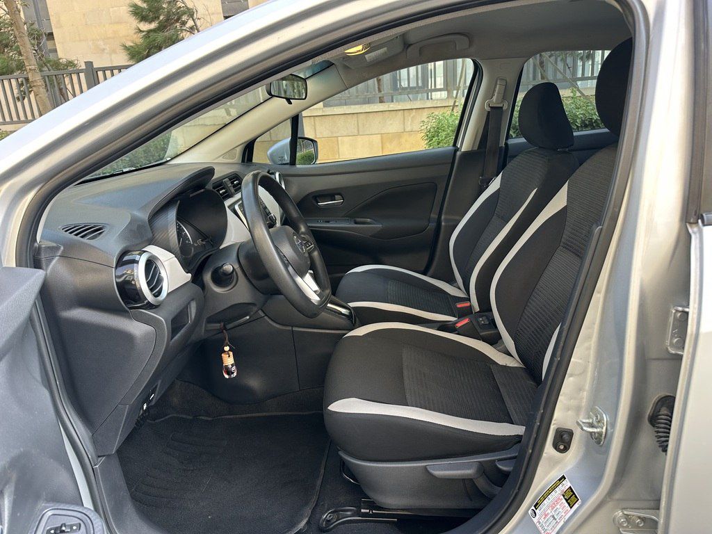 Nissan Versa, 1.6 L, 2020 il, 172 000 km — Avtomobillər, Bakı (11)