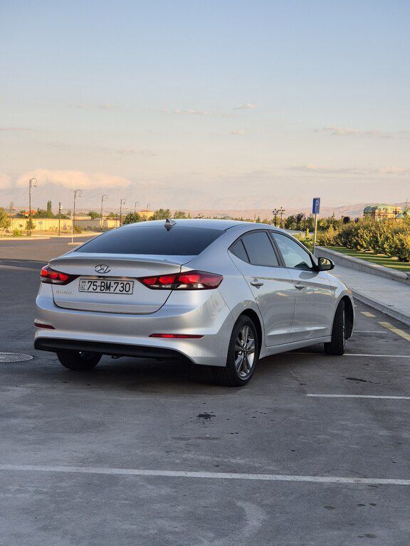 Hyundai Elantra, 2.0 L, 2017 il, 177 000 km — Avtomobillər, Naxçıvan (6)