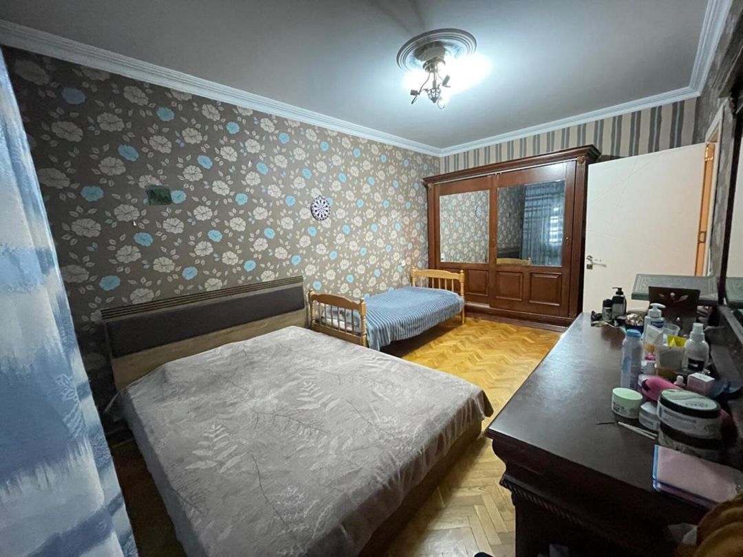Satılır 5 otaqlı köhnə tikili 125 m² — Mənzil, Bakı (2)