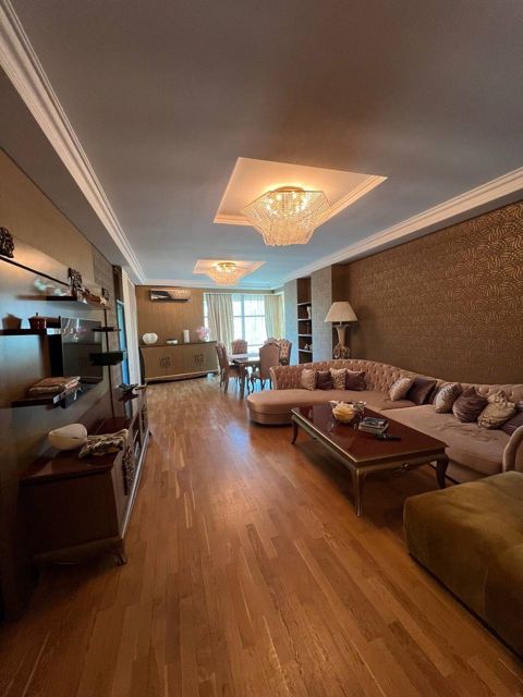 İcarəyə verilir 4 otaqlı yeni tikili 178 m² — Bakı
