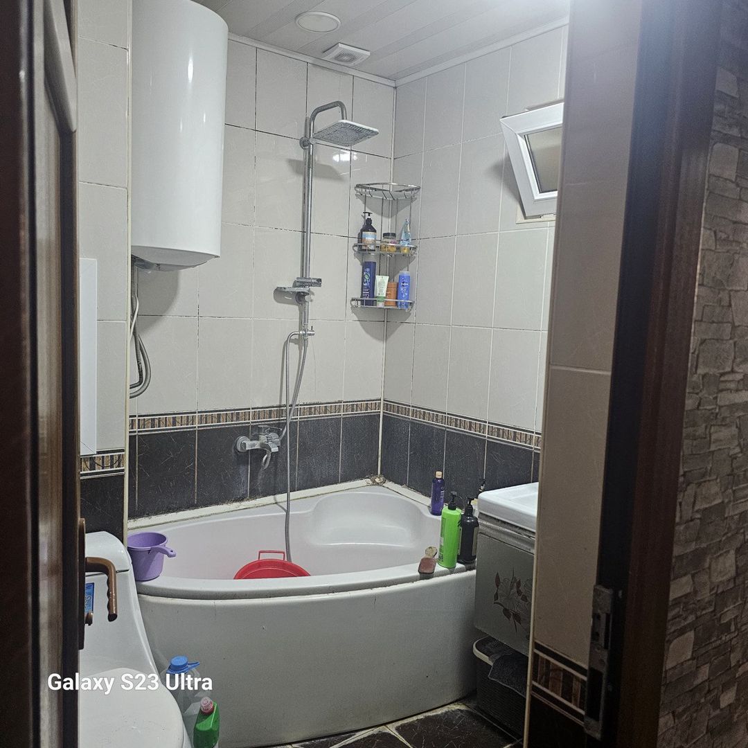 Satılır 3 otaqlı köhnə tikili 70 m² — Mənzil, Bakı (3)