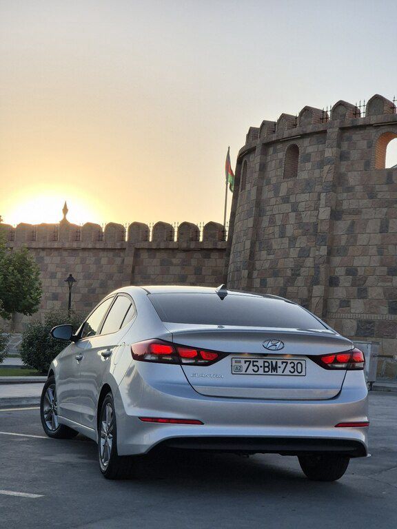 Hyundai Elantra, 2.0 L, 2017 il, 177 000 km — Avtomobillər, Naxçıvan (5)