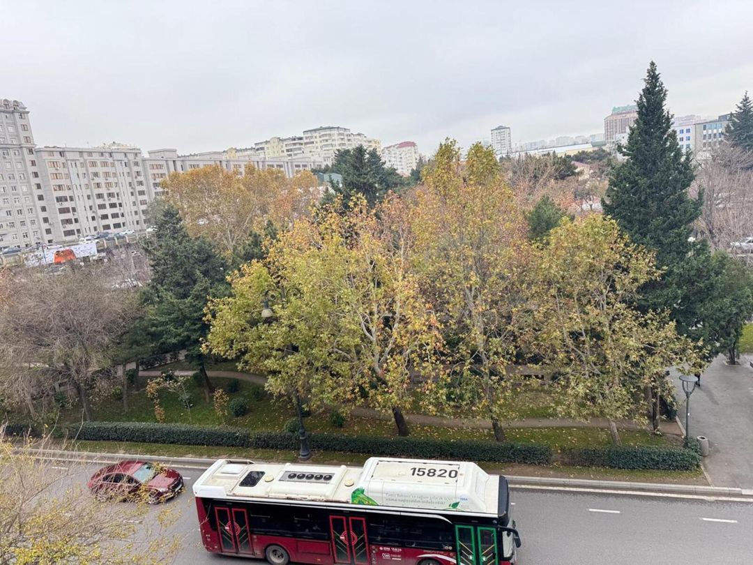 Satılır 3 otaqlı köhnə tikili 75 m² — Mənzil, Bakı (12)
