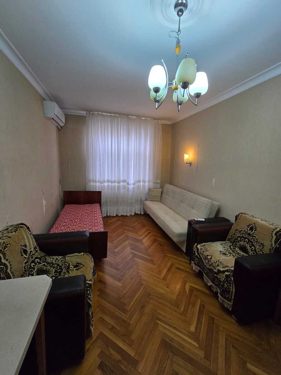İcarəyə verilir 3 otaqlı köhnə tikili 120 m² — Mənzil, Bakı (2)
