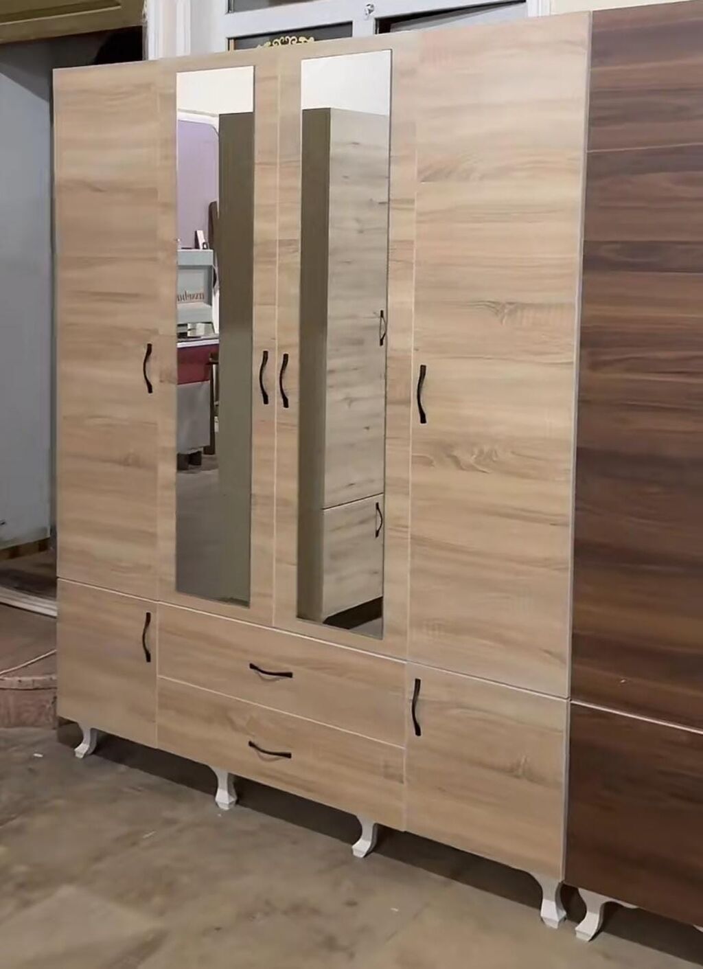 Məhsul: Geniş həcmli paltar dolabı - Model: 5 qapılı, alt hissədə 2 — Şkaflar, Bakı (3)