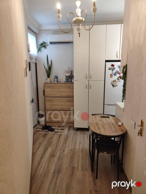 Satılır 1 otaqlı həyət evi/bağ evi 30 m²