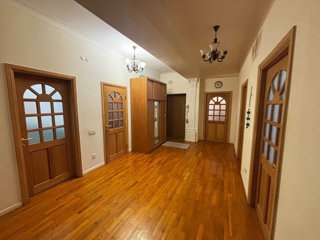 Satılır 4 otaqlı yeni tikili 170 m² — Mənzil, Bakı (8)