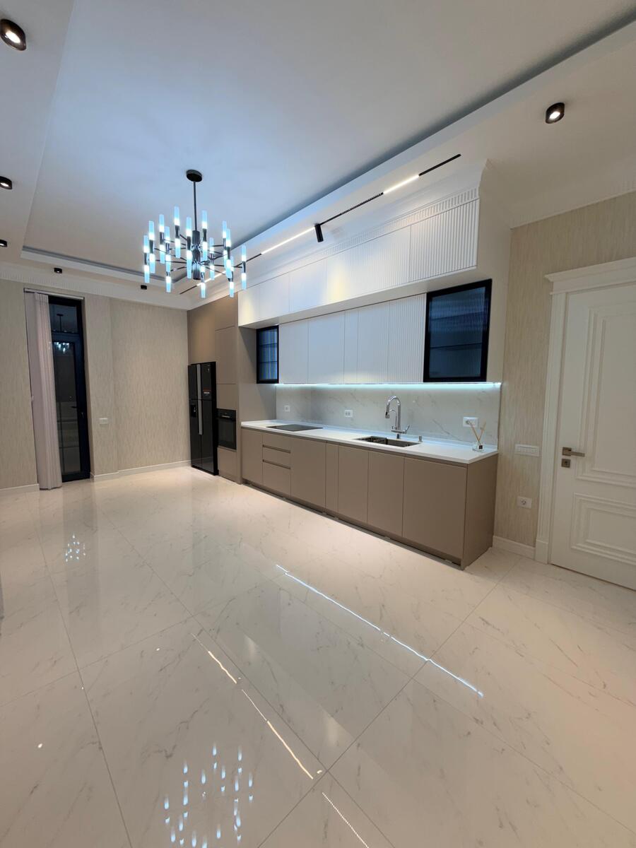 Satılır 4 otaqlı yeni tikili 181 m² — Mənzil, Bakı (11)