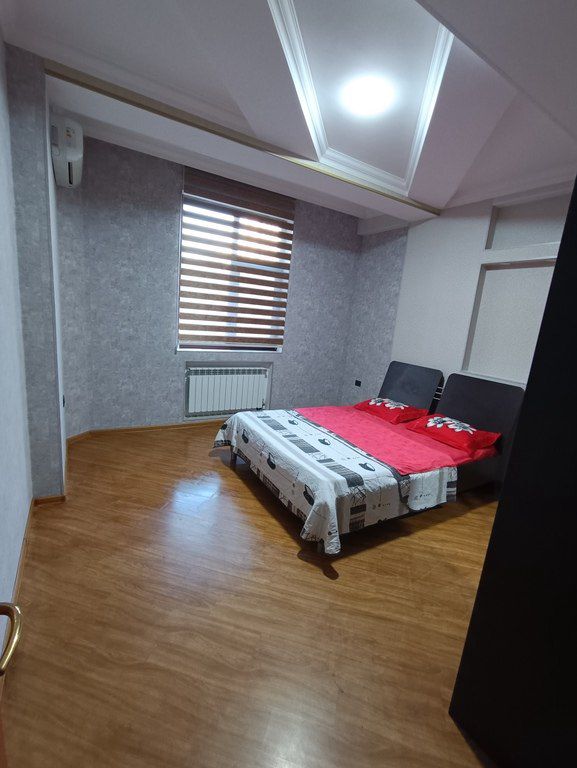 İcarəyə verilir 3 otaqlı yeni tikili 160 m² — Mənzil, Bakı (11)