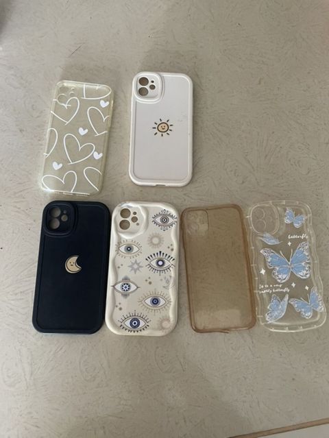 Biri 4 manattan 6 kabro endirim olunmur son qiymətdir iphone 11 — Bakı