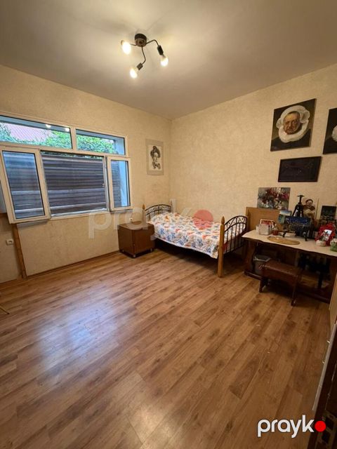 Satılır 5 otaqlı həyət evi/bağ evi 250 m²