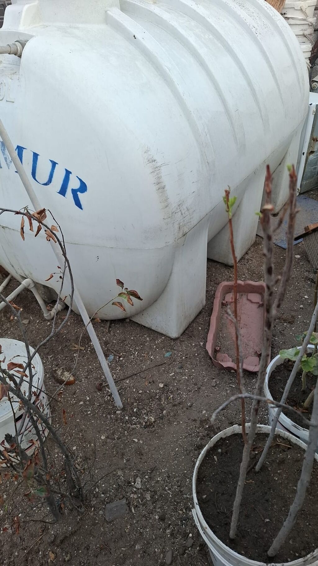 Yağmur markalı su çəni – 2000 litr - Həcm: 2000 L (korpus üzərində — Su çənləri, kanisterləri, bochkalar, Bakı (4)