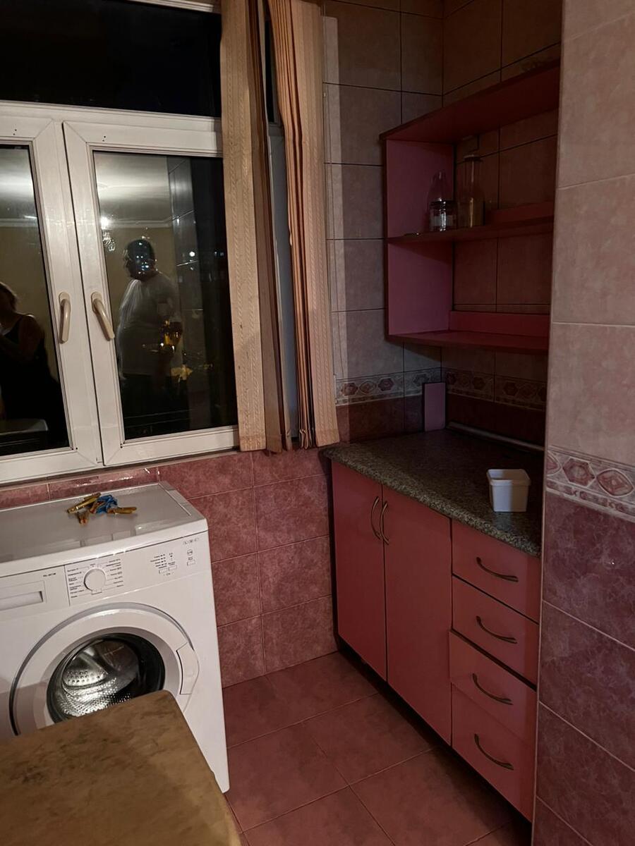 İcarəyə verilir 2 otaqlı köhnə tikili 40 m² — Mənzil, Bakı (5)