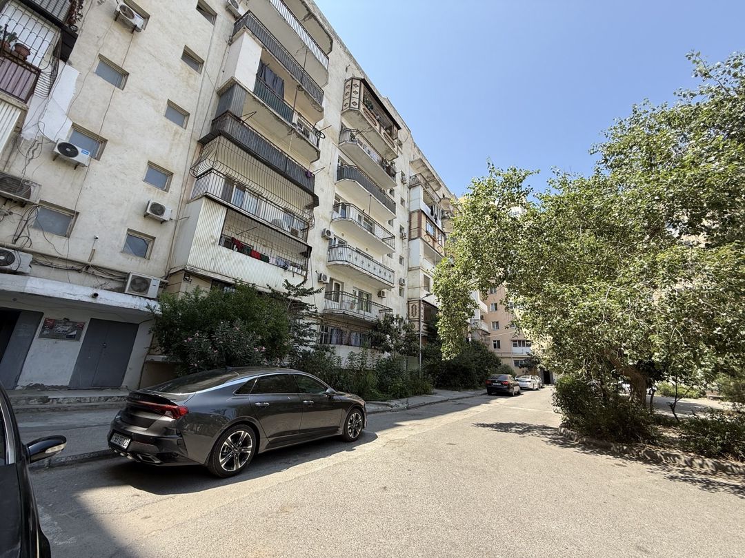 Satılır 1 otaqlı köhnə tikili 50 m² — Mənzil, Bakı