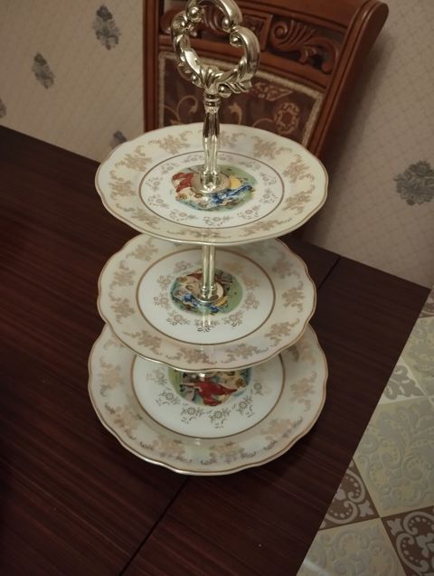 Tort və şiriniyyat qabı, rəng - Qızılı, Farfor, Çexiya — Bakı