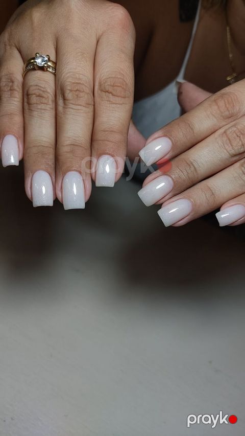 Dırnaga model lazimdir. ödənişi 5azn — Xırdalan