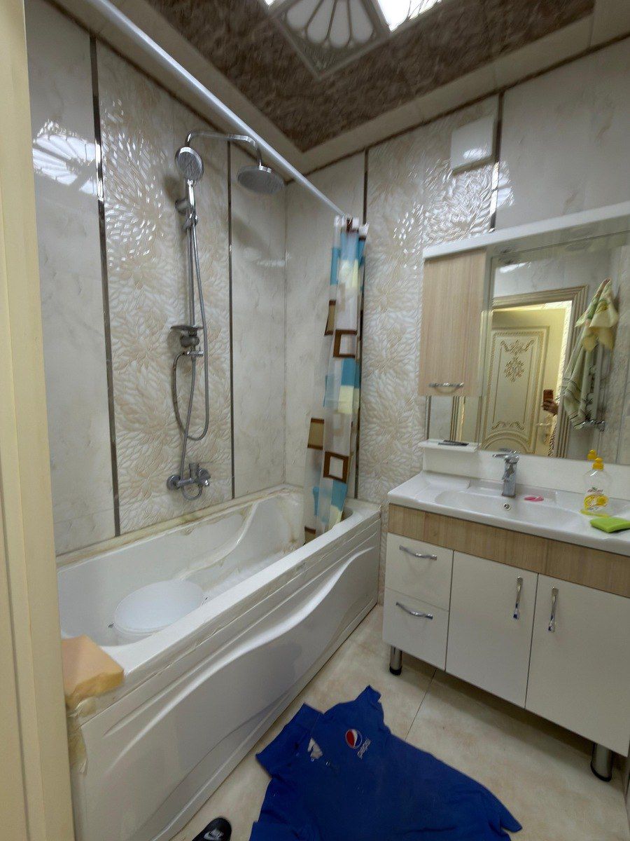 Satılır 4 otaqlı köhnə tikili 100 m² — Mənzil, Bakı (11)