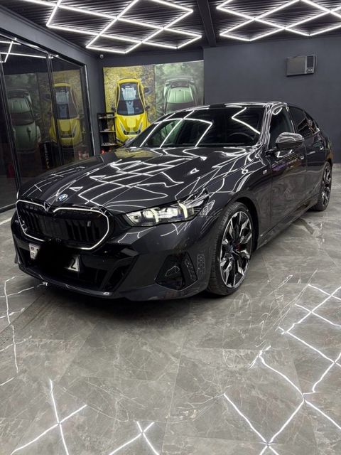 BMW i5, 81.2 kWh, 2023 il, 37 800 km — Bakı