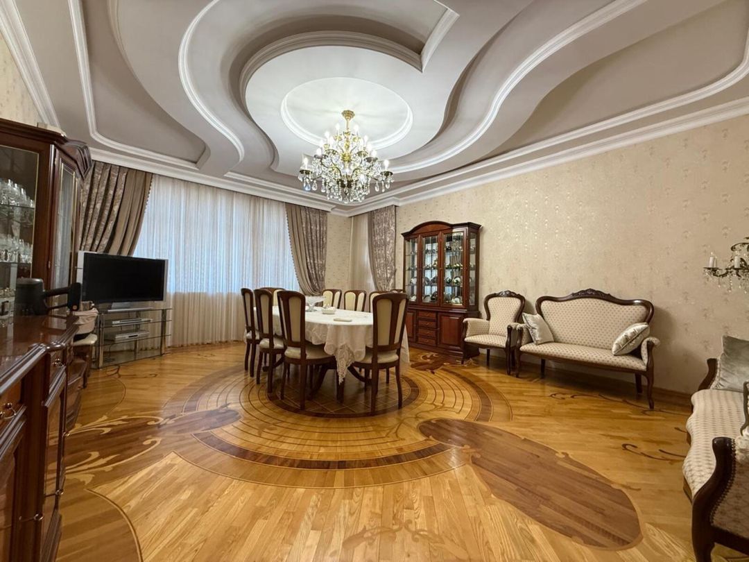 Satılır 4 otaqlı yeni tikili 186 m² — Mənzil, Bakı (2)