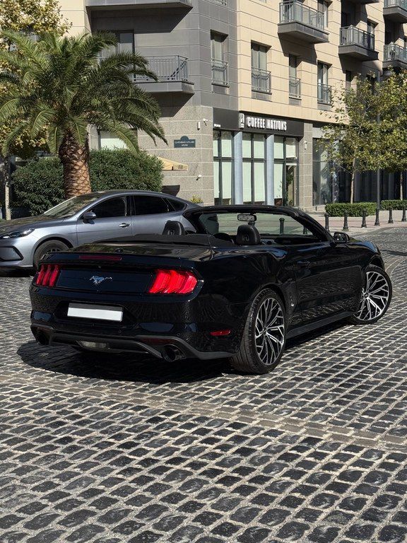 Ford Mustang, 2.3 L, 2019 il, 125 000 km — Avtomobillər, Bakı (8)