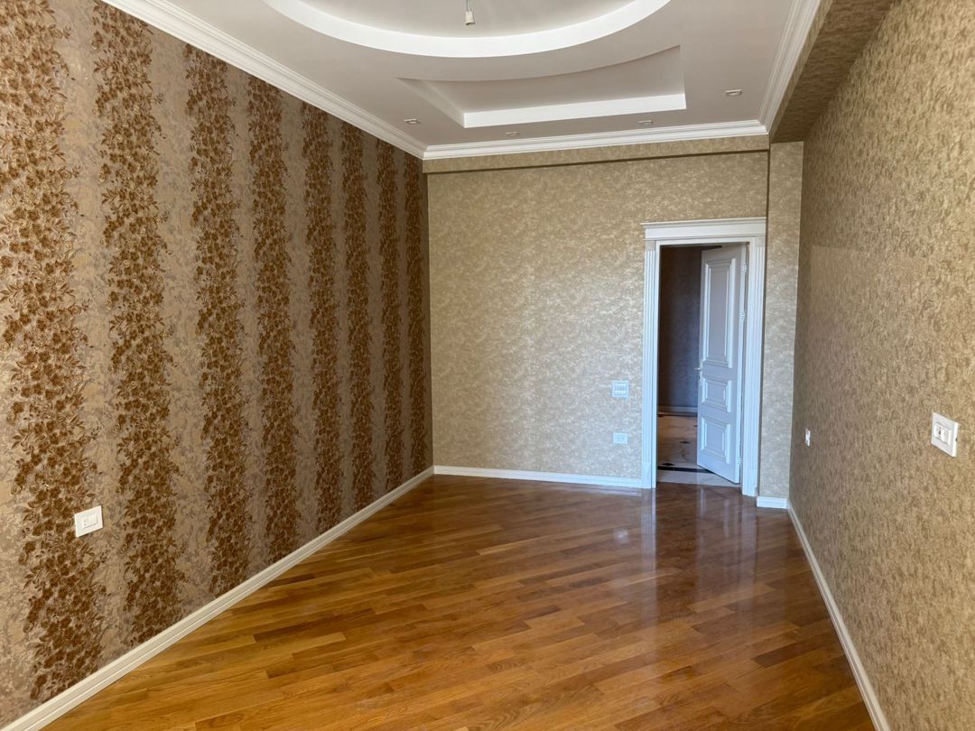 Satılır 4 otaqlı yeni tikili 232 m² — Mənzil, Bakı (7)