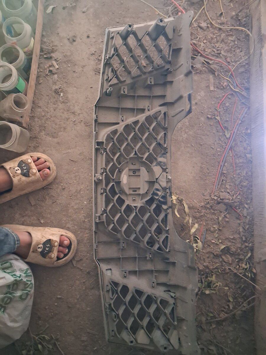 Nissan Navara radiator barmaqlığı — Ehtiyat hissələri və aksesuarlar, Bakı (2)