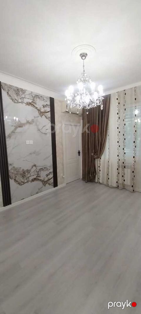 Satılır 3 otaqlı köhnə tikili 55 m²