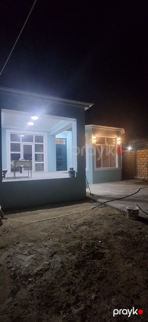Həyət evi, Saray qəs