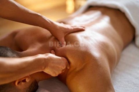 Masaj salonuna masaj bacaran xanımlar tələb olunur