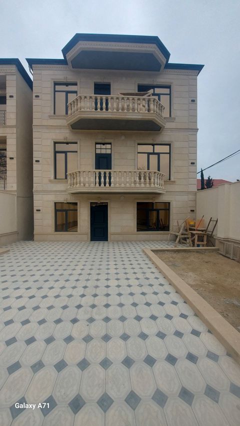 Satılır 6 otaqlı həyət evi/bağ evi 335 m² — Bakı