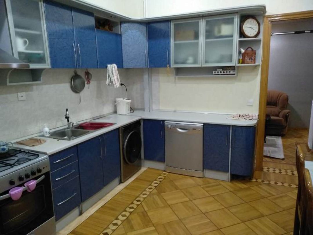 Satılır 4 otaqlı yeni tikili 200 m² — Mənzil, Bakı (8)