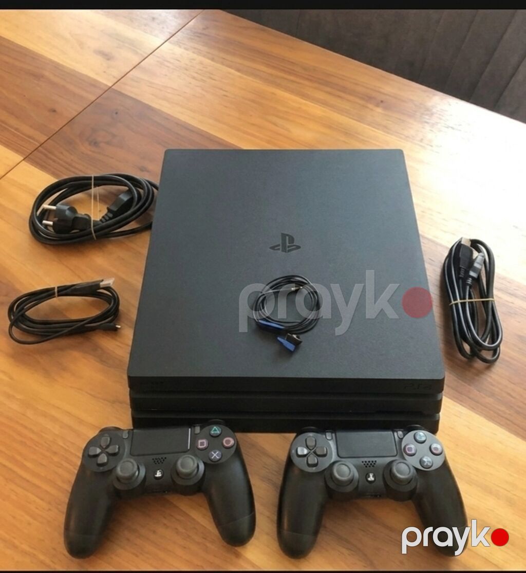 CUH-7216B — PS4 Pro-nun son versiyası 1TB yaddaş 2 ədəd orijinal pult — Oyun konsolları, Göyçay