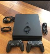 CUH-7216B — PS4 Pro-nun son versiyası 1TB yaddaş 2 ədəd orijinal pult — Игровые приставки