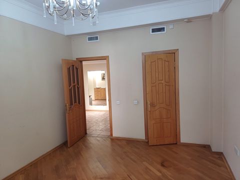 İcarəyə verilir 3 otaqlı yeni tikili 120 m² — Bakı